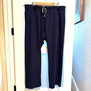 Figs women’s Livingston scrub pants XL in navy